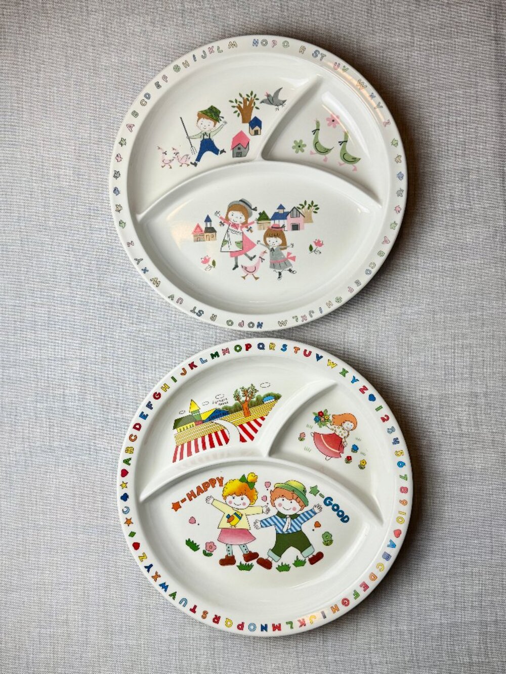 Vintage Melamine Plates (2) Divided Alphabet Kids Retro Nursery Taiwan